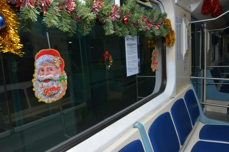 Фото по запросу Новый год поезд